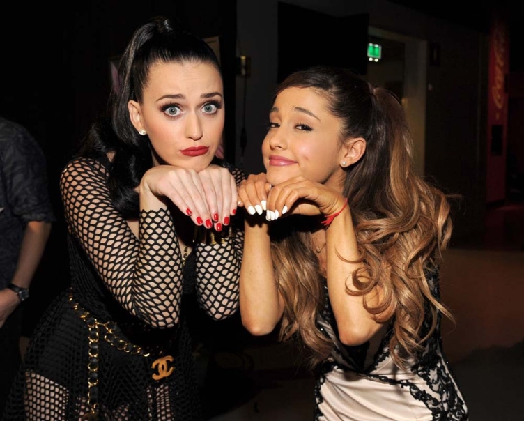 Katy-Perry-and-Ariana-Grande