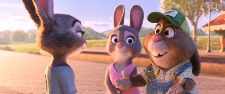 ZOOTOPIA ??Pictured (L-R): Judy, Bonnie, and Stu Hopps. ?2016 Disney. All Rights Reserved.
