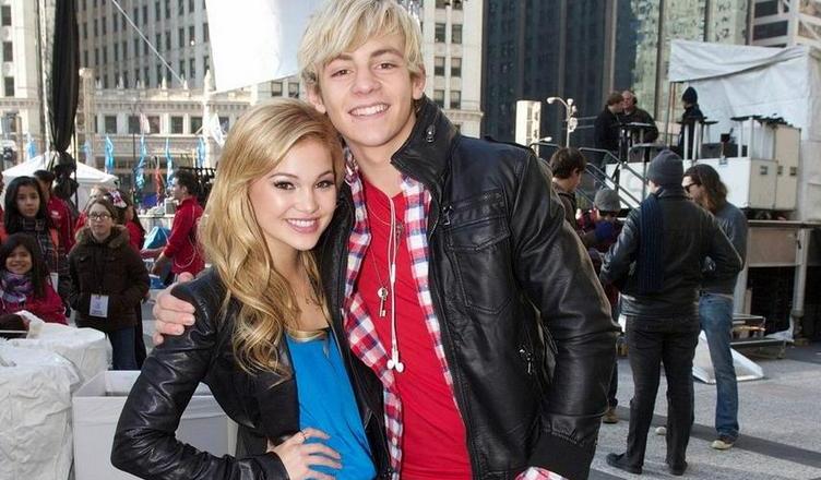 **EXCLUSIVE** Disney Stars Ross Lynch and Olivia Holt seen relaxing backstage together at The Magnificent Mile Light Festival in Chicago