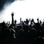 people_hands_concert_music_crowd_hd-wallpaper-77639