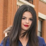 selena-gomez-out-and-about-in-paris-09-26-2014_12