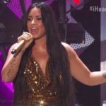 Stižu kritike Stajling Demi Lovato na Jingle Ballu nije bio adekvatan