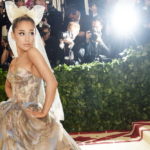 Umetnost Ariana Grande nosila haljinu sa motivima Mikelanđelove slike na Met Gala večeri!