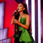 Glasčina Ariana Grande oduševljava nastupom za Noć veštica!.jpg1