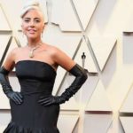 Suludo Lady Gaga na dodeli Oskara nosila ogrlicu vrednu 30 miliona dolara!.jpg2