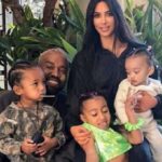 Savršen je Stigla četvrta beba u dom Kim Kardashian i Kanye Westa!