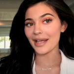 Kylie Jenner poriče glupu tvrdnju da je kritikovala Selenu Gomez Pogledajte pevačicin odgovor