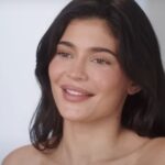 Voli da radi legendarne stvari Kylie Jenner objavila snimak pod tušem i prikupila milione pregleda